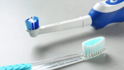 Facts to consider for a LED Electric Toothbrush