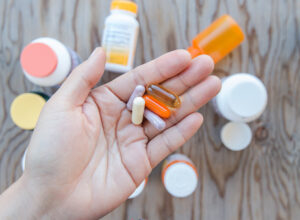 The Equipment that You Must Have While Traveling with Medications